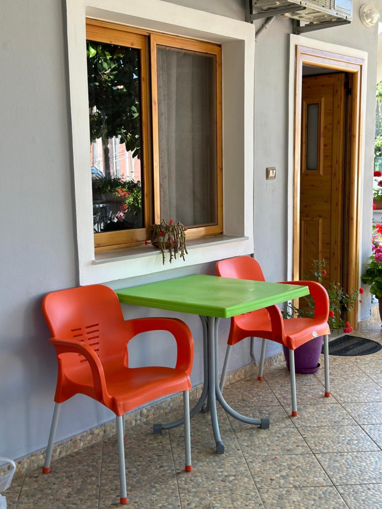 Albi'S Guesthouse クサミル エクステリア 写真