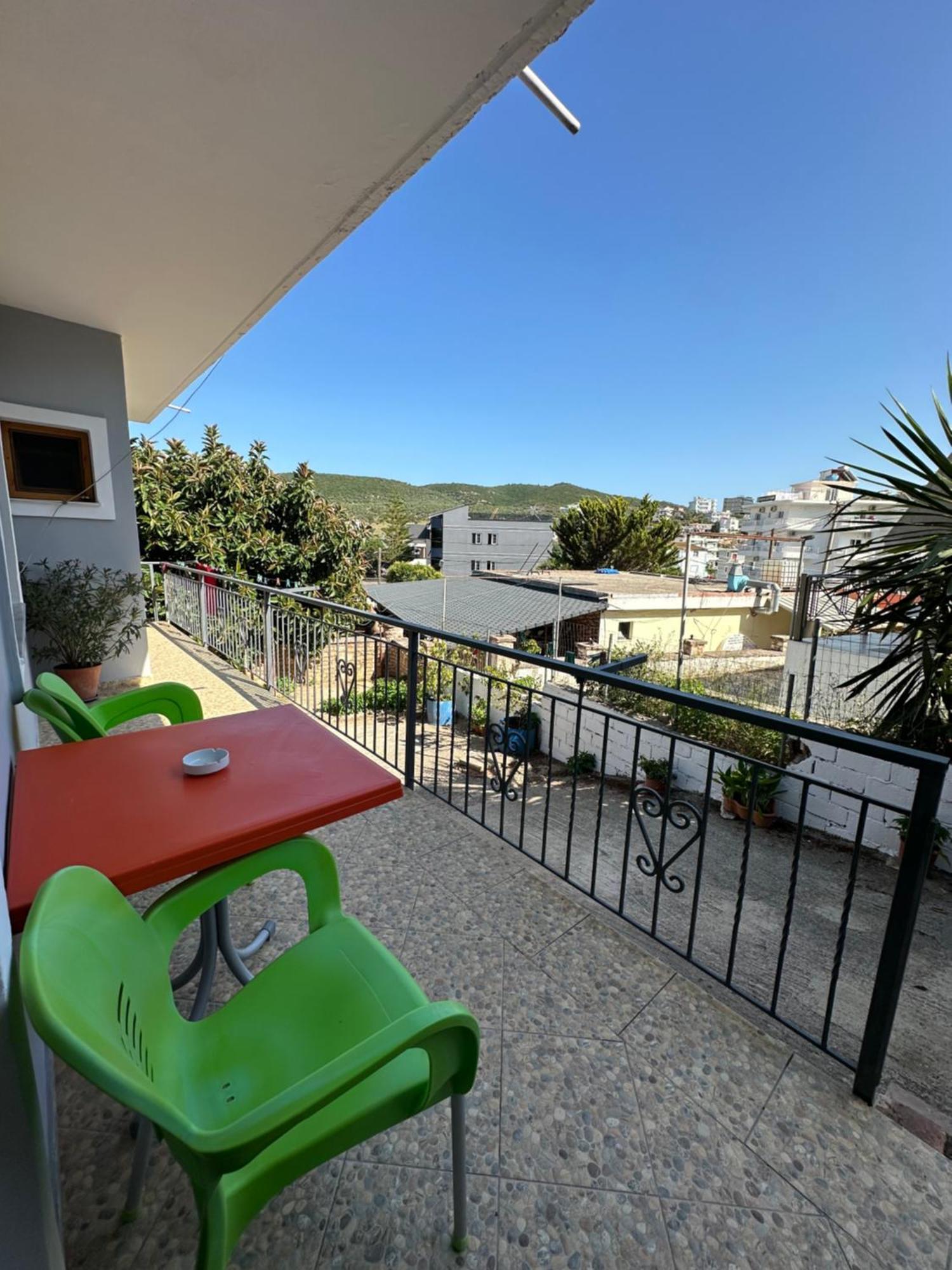 Albi'S Guesthouse クサミル エクステリア 写真