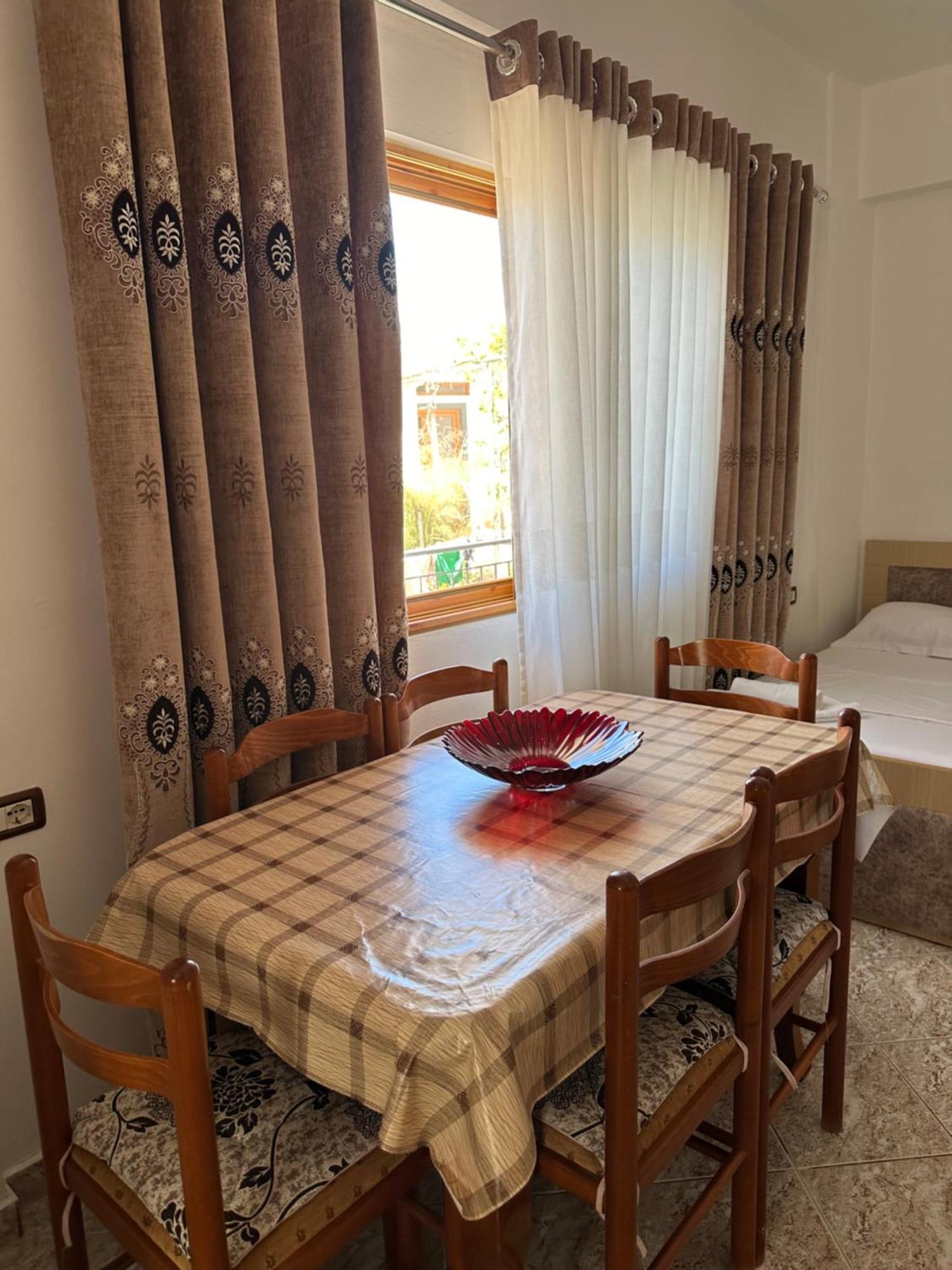 Albi'S Guesthouse クサミル エクステリア 写真