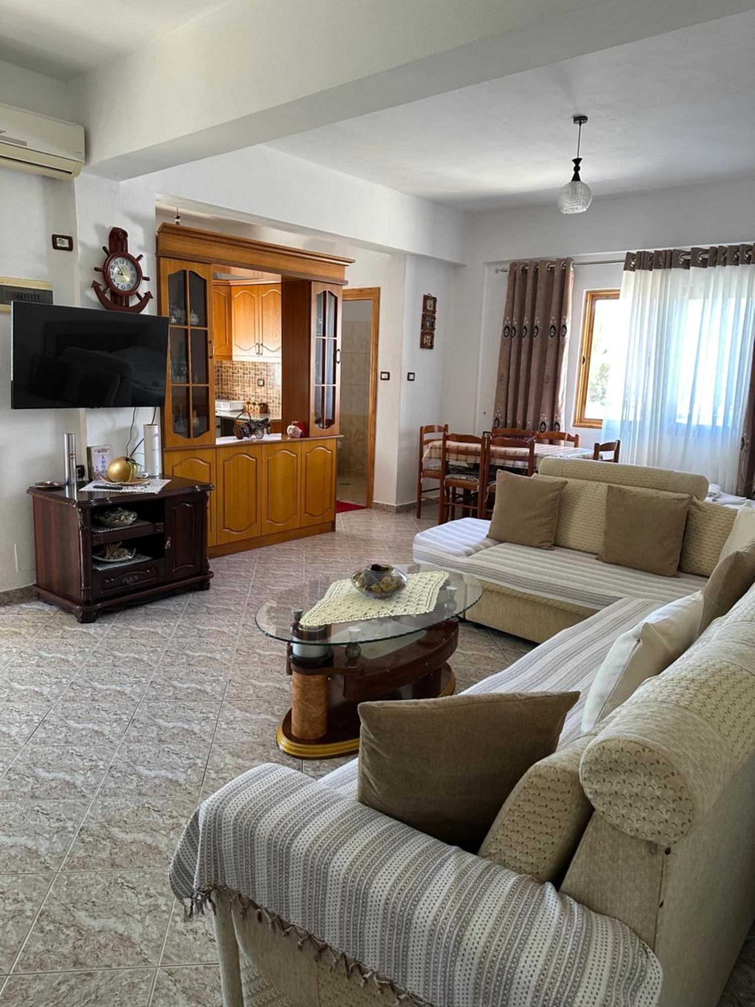 Albi'S Guesthouse クサミル エクステリア 写真