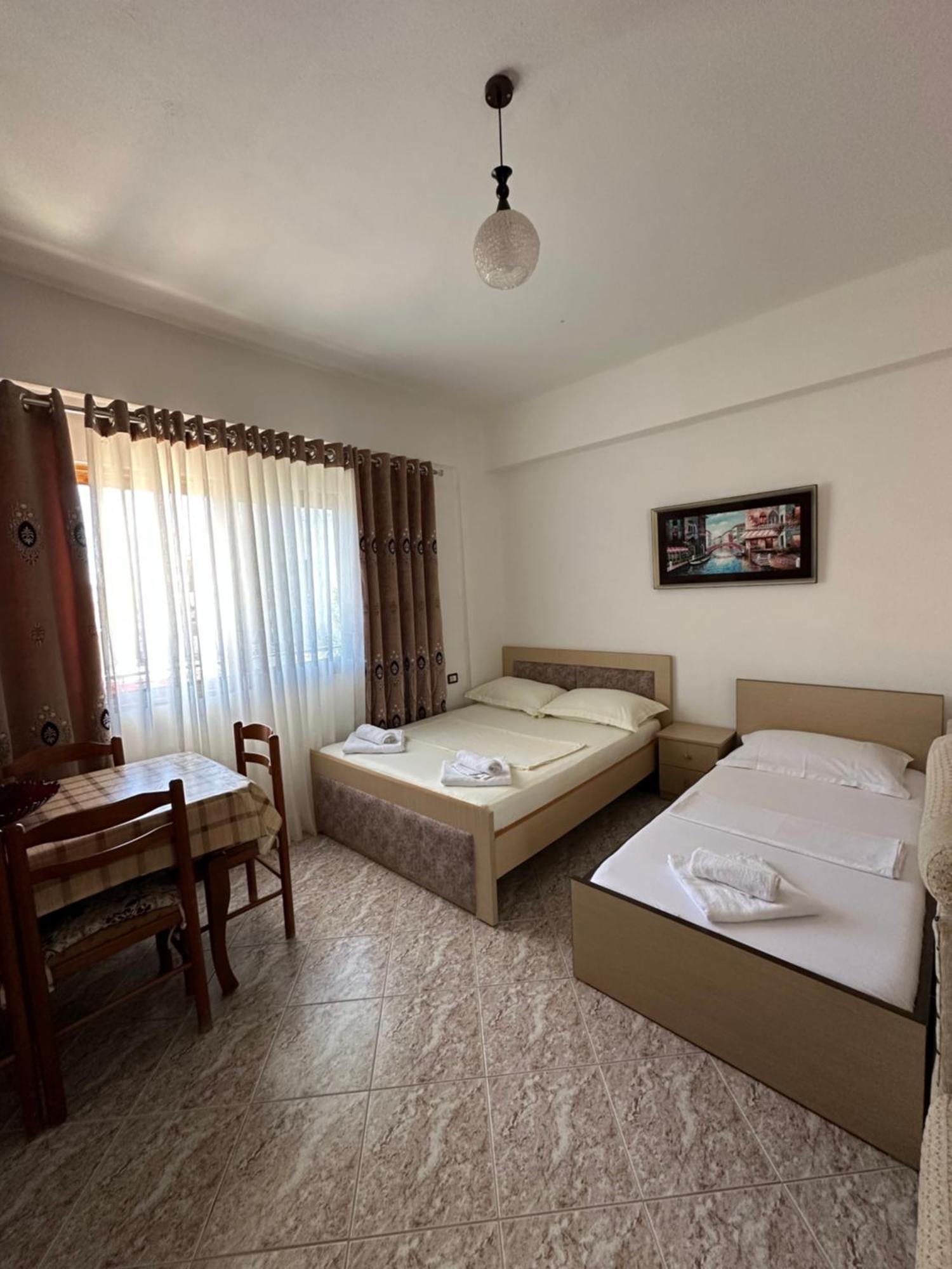 Albi'S Guesthouse クサミル エクステリア 写真